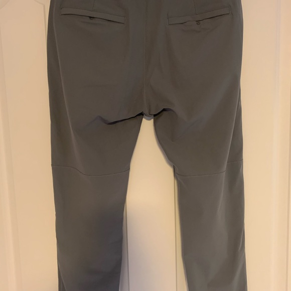 Men’s Lululemon Pant Size 34 inseam 27 - Picture 2 of 4